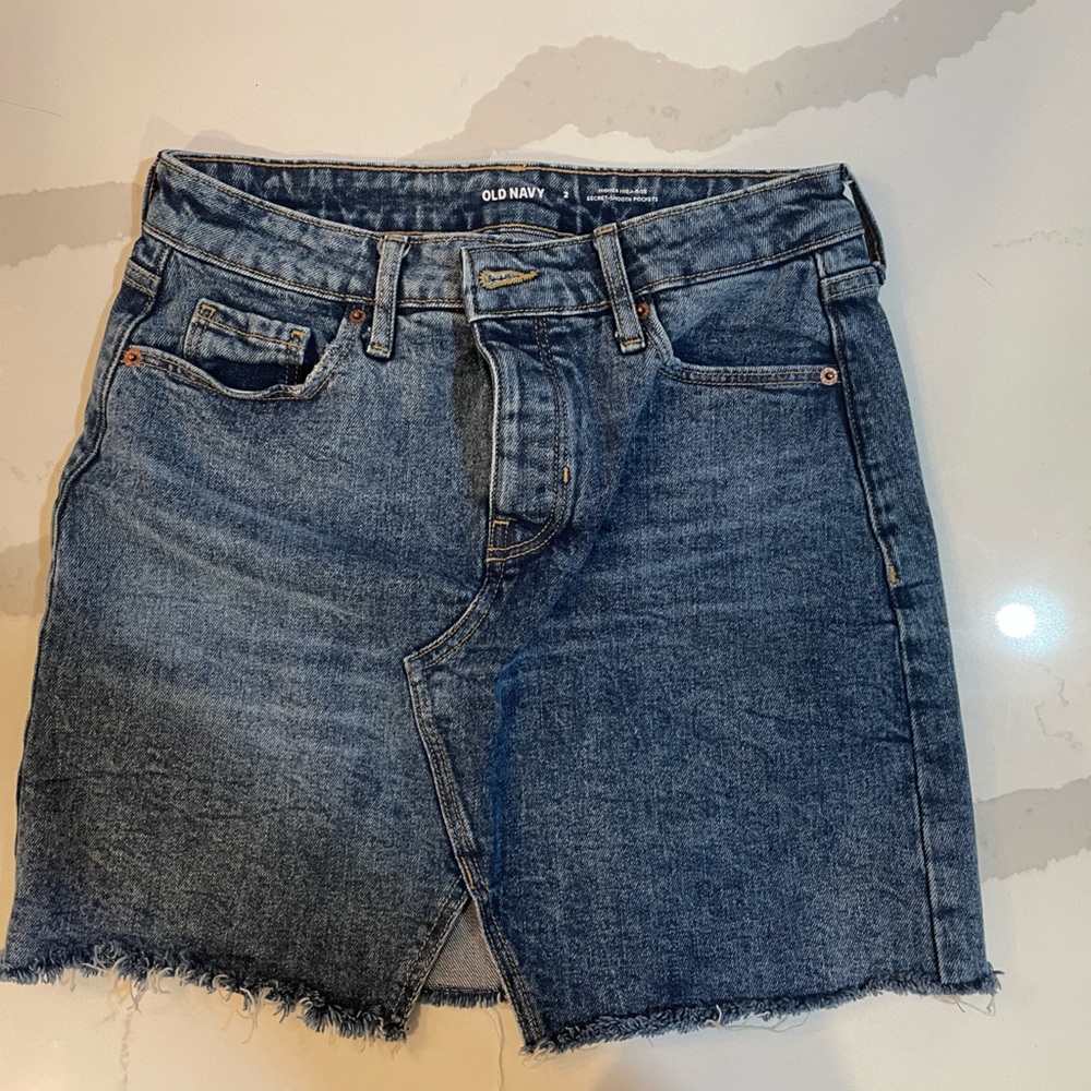 Denim skirt